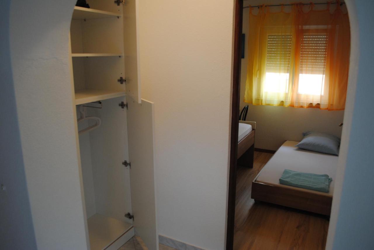 Apartments Vidolma Povljana Kültér fotó