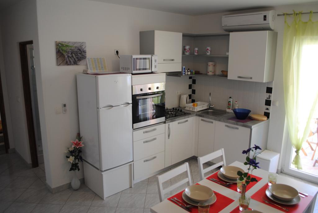 Apartments Vidolma Povljana Kültér fotó