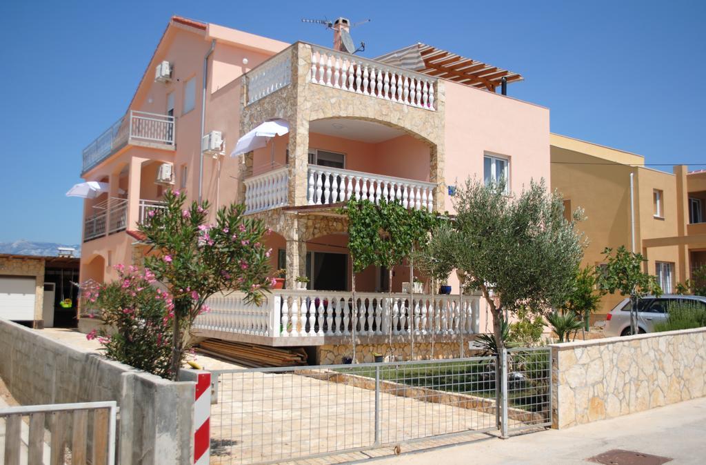Apartments Vidolma Povljana Kültér fotó