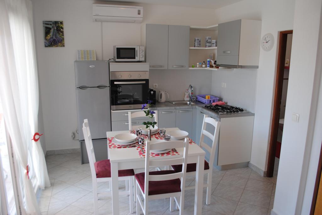 Apartments Vidolma Povljana Kültér fotó