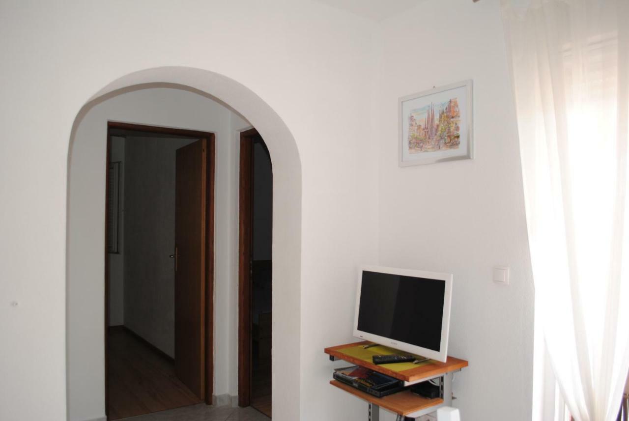 Apartments Vidolma Povljana Kültér fotó